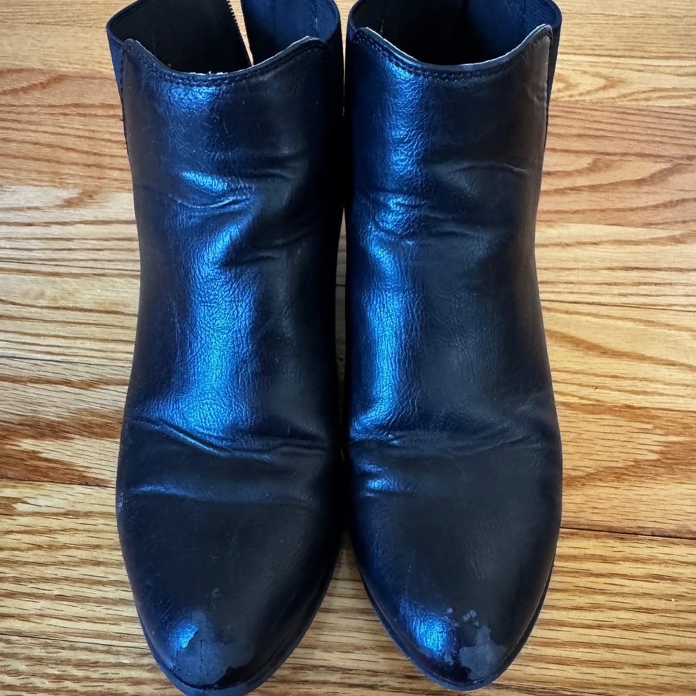 Esprit Black Ankle Booties